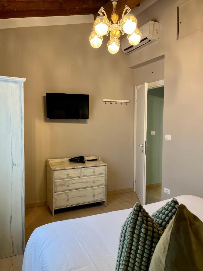 Appartamento Orchidea Florens Exteriör bild